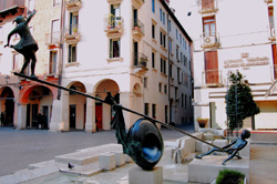 La Fontana dei bambini, in Piassa Garibaldi-delle Poste. (foto de Adelio Fedeli)