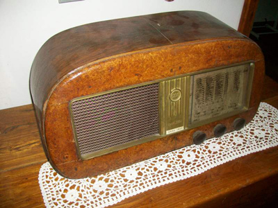 La vecia radio l’era tacà su Radio Capodistria…