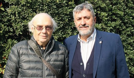 El poeta Gilberto Antonioli con l’editore Mauro Bonato.