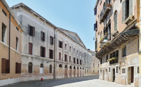 Conplesso de l’Archivio de Stato, ex convento de Santa Maria Gloriosa dei Frari.